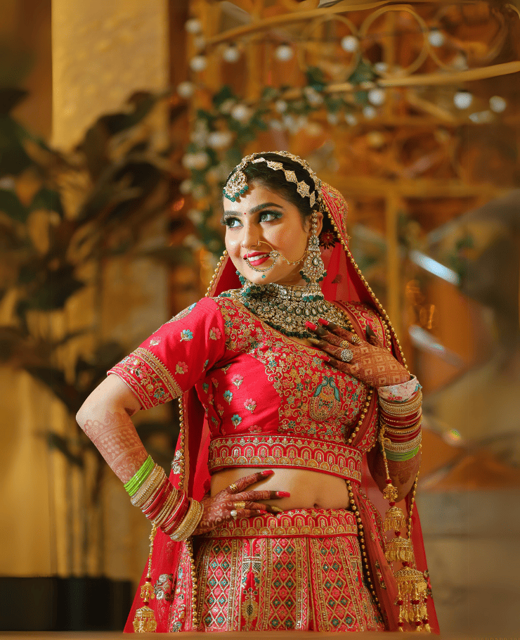 candid image capture btw the bride shoot in delhi ncr