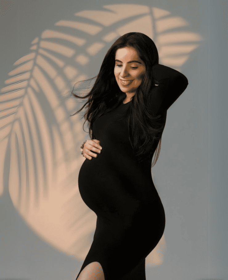 indoor Shoot for maternity Shoot