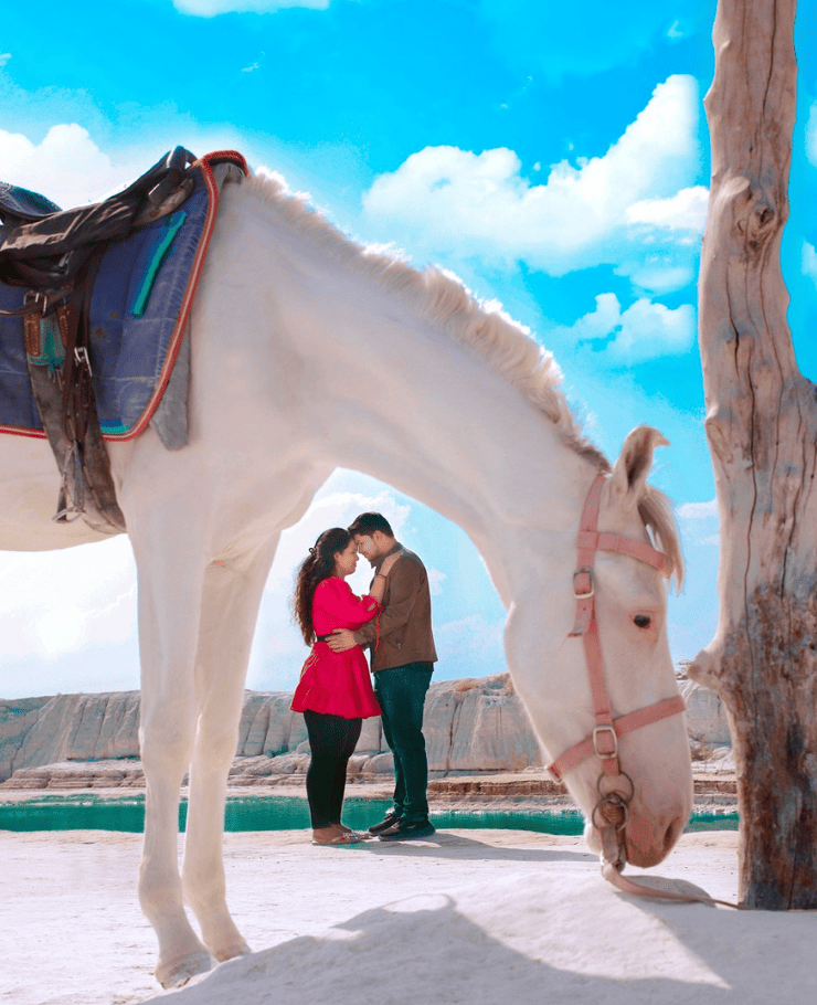 Couple photographed during a pre-wedding shoot